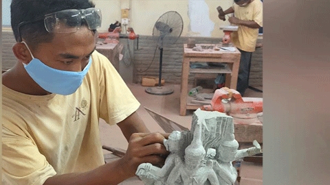 Artisans Angkor au Cambodge: Gardien exceptionnel de l'art de l'artisanat traditionnel