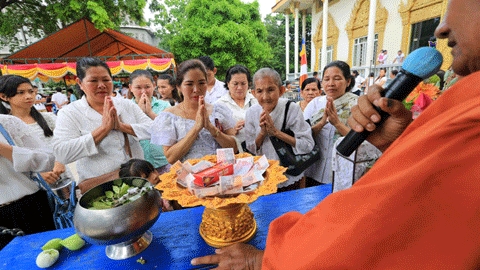 Cambodge interdit les rassemblements religieux à cause du Coronavirus